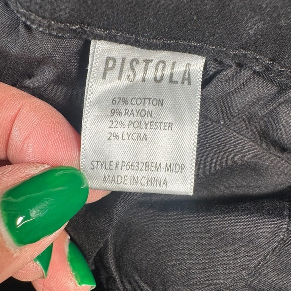 Pistola Jeans Womens 27 Black Straight Leg Mid Rise - Picture 4 of 12